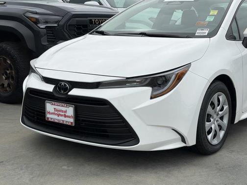 Ice 2023 Toyota Corolla LE