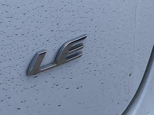 Ice 2023 Toyota Corolla LE