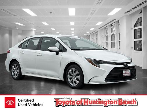 Ice 2023 Toyota Corolla LE