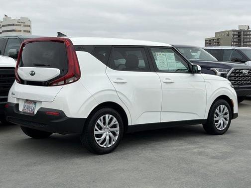 Snow White Pearl 2020 Kia Soul LX