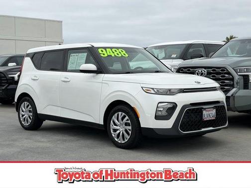 Snow White Pearl 2020 Kia Soul LX