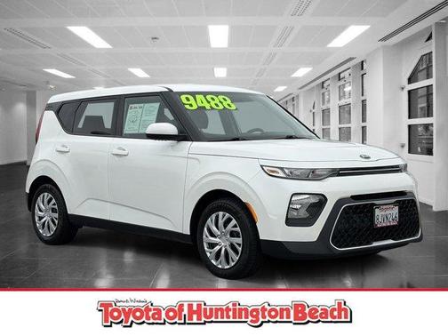 Snow White Pearl 2020 Kia Soul LX