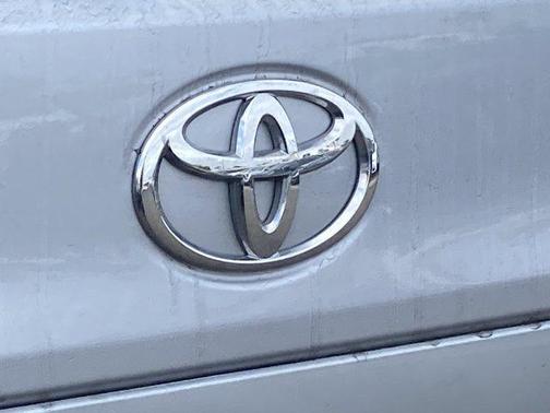 Sonic Silver 2024 Toyota Corolla Cross XLE