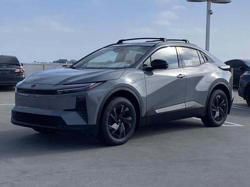 Cement 2026 Toyota C-HR SE
