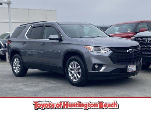 Satin Steel Metallic 2020 Chevrolet Traverse LT Leather