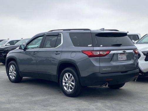 Satin Steel Metallic 2020 Chevrolet Traverse LT Leather