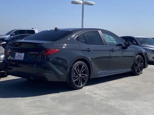 UNDERGROUND 2026 Toyota Camry XSE