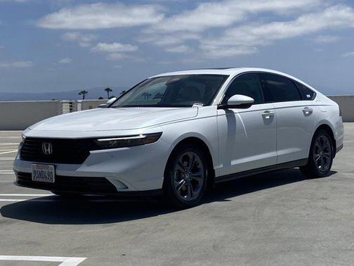 Platinum White Pearl 2024 Honda Accord Hybrid EX-L
