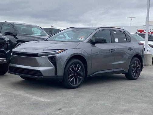Metal 2026 Toyota bZ XLE PLUS