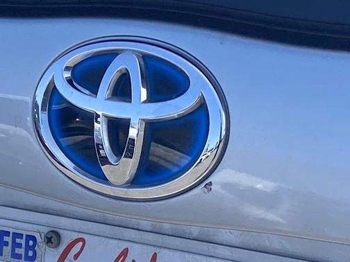 Classic Silver Metallic 2014 Toyota Prius Plug-in Base