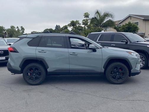 Lunar 2020 Toyota RAV4 XLE