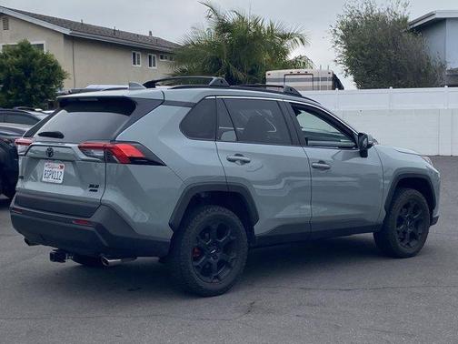 Lunar 2020 Toyota RAV4 XLE
