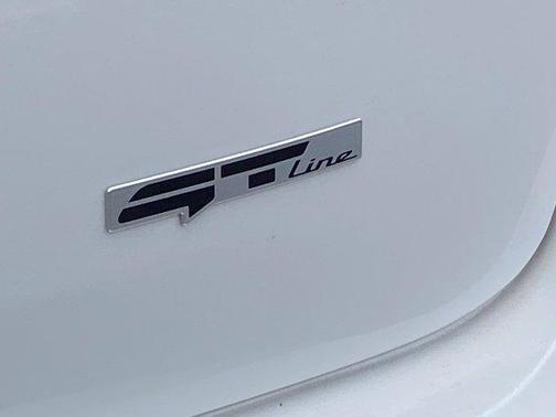 Snow White Pearl 2025 Kia K5 GT-Line