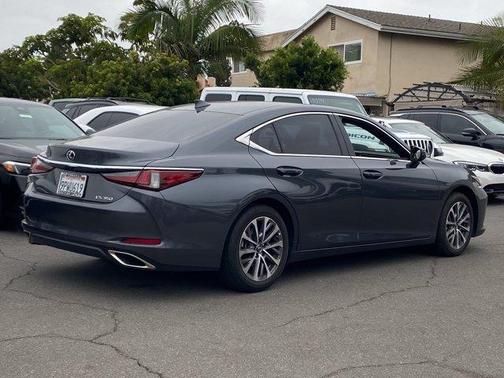 Cloudburst Gray 2025 Lexus ES 350 Base