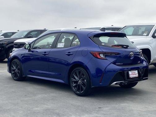 Blue Crush Metallic 2026 Toyota Corolla Hatchback XSE