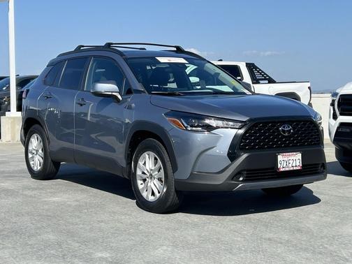 Celestite 2022 Toyota Corolla Cross LE