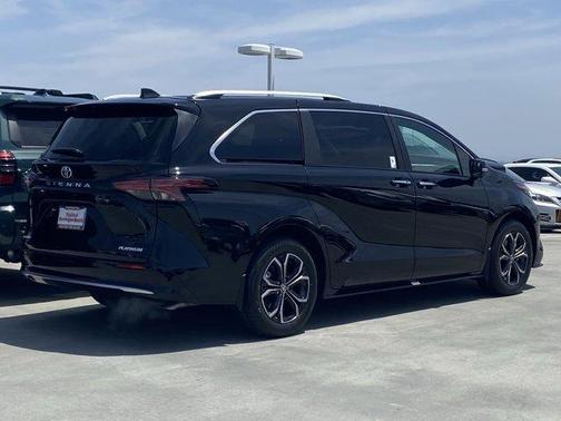 Midnight Black Metallic 2026 Toyota Sienna Platinum 7 Passenger