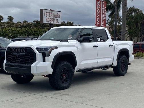 Ice 2026 Toyota Tundra Hybrid TRD Pro