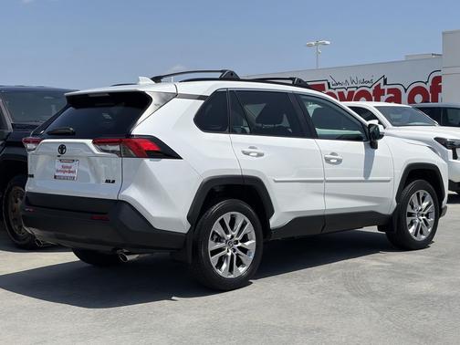 Wind Chill Pearl 2024 Toyota RAV4 XLE Premium