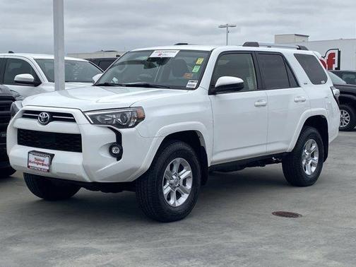 Ice 2024 Toyota 4Runner SR5