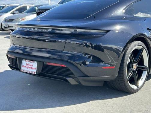 Jet Black Metallic 2020 Porsche Taycan Turbo