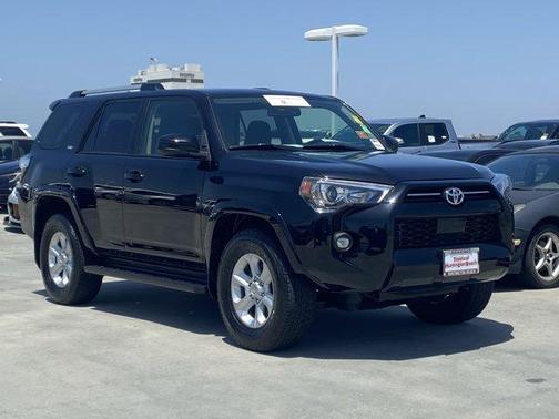 Midnight Black Metallic 2024 Toyota 4Runner SR5