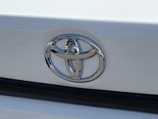 Ice Cap 2026 Toyota Corolla LE