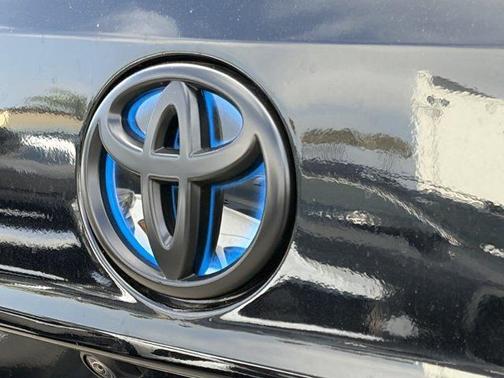 Midnight Black Metallic 2024 Toyota Highlander Hybrid Limited