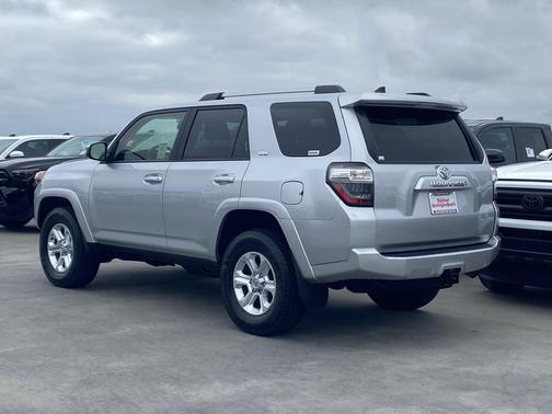 Classic Silver Metallic 2024 Toyota 4Runner SR5