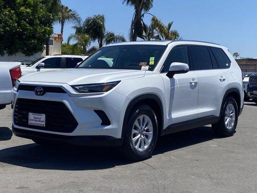 Wind Chill Pearl 2025 Toyota Grand Highlander XLE