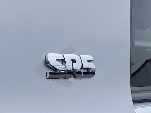 Classic Silver Metallic 2024 Toyota 4Runner SR5