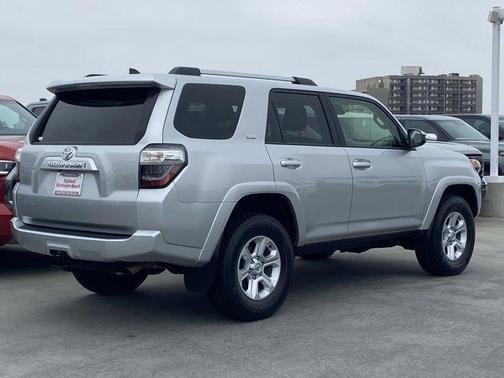 Classic Silver Metallic 2024 Toyota 4Runner SR5