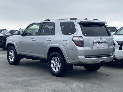 Classic Silver Metallic 2024 Toyota 4Runner SR5