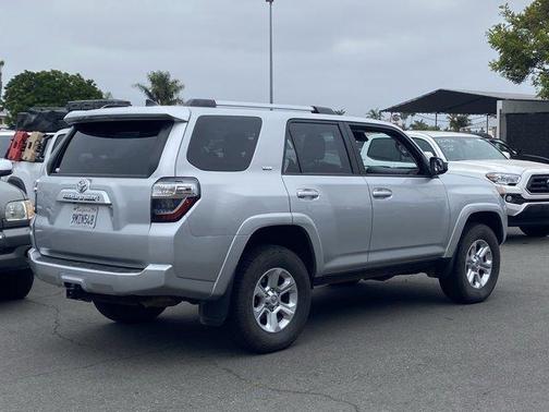 Classic Silver Metallic 2024 Toyota 4Runner SR5
