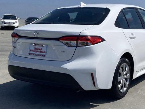 Ice 2024 Toyota Corolla LE