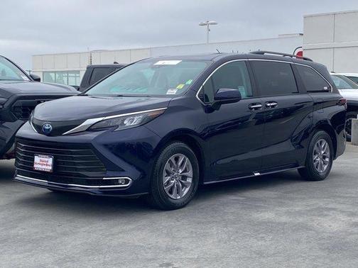 Blueprint 2024 Toyota Sienna XLE