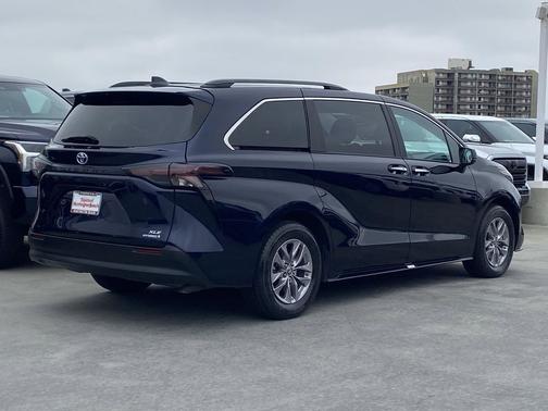 Blueprint 2024 Toyota Sienna XLE