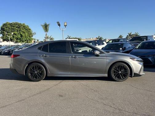 Heavy Metal 2025 Toyota Camry SE