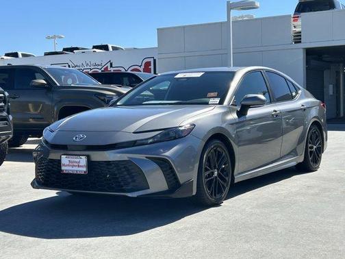 Heavy Metal 2025 Toyota Camry SE