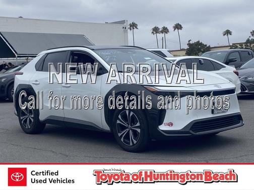 Wind Chill Pearl 2024 Toyota bZ4X XLE