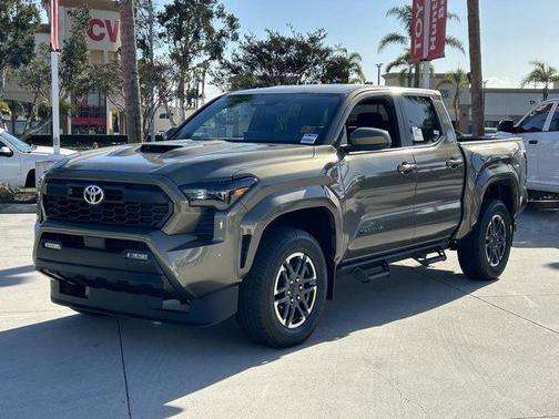 Bronze Oxide 2024 Toyota Tacoma TRD Sport