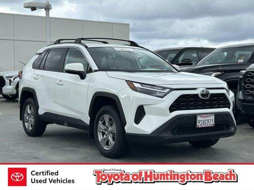 Ice Cap 2025 Toyota RAV4 XLE