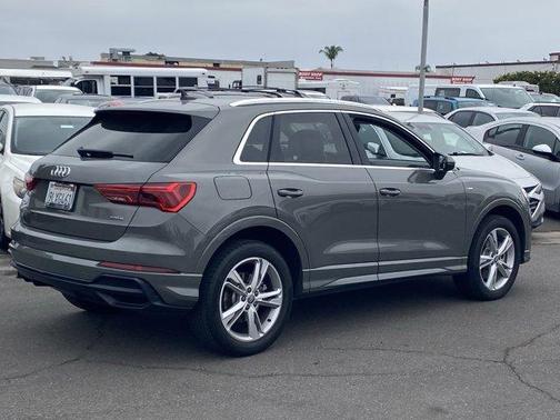 Chronos Gray Metallic 2021 Audi Q3 45 S line Premium