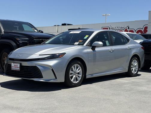 Celestial Silver Metallic 2025 Toyota Camry LE