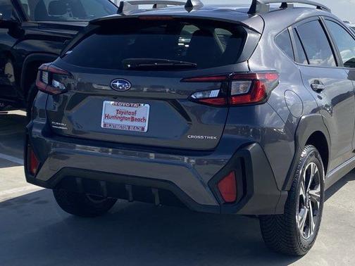 Crystal Black Pearl 2025 Subaru Crosstrek Premium