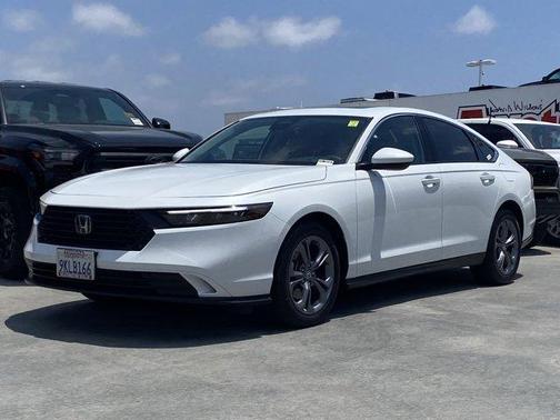 Platinum White Pearl 2024 Honda Accord EX