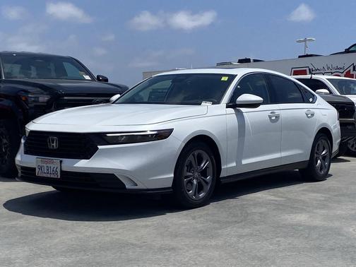 Platinum White Pearl 2024 Honda Accord EX