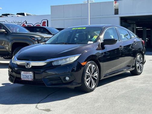 Burgundy Night Pearl 2017 Honda Civic EX-T