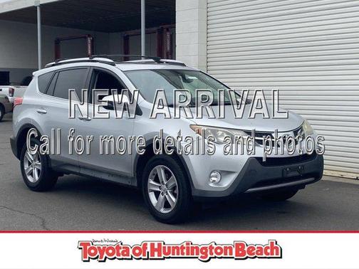 Classic Silver Metallic 2013 Toyota RAV4 XLE