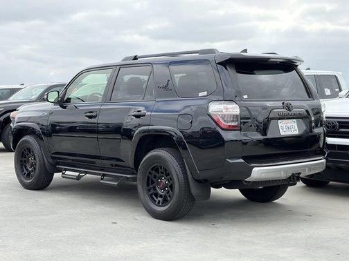 Midnight Black Metallic 2024 Toyota 4Runner TRD Off Road Premium
